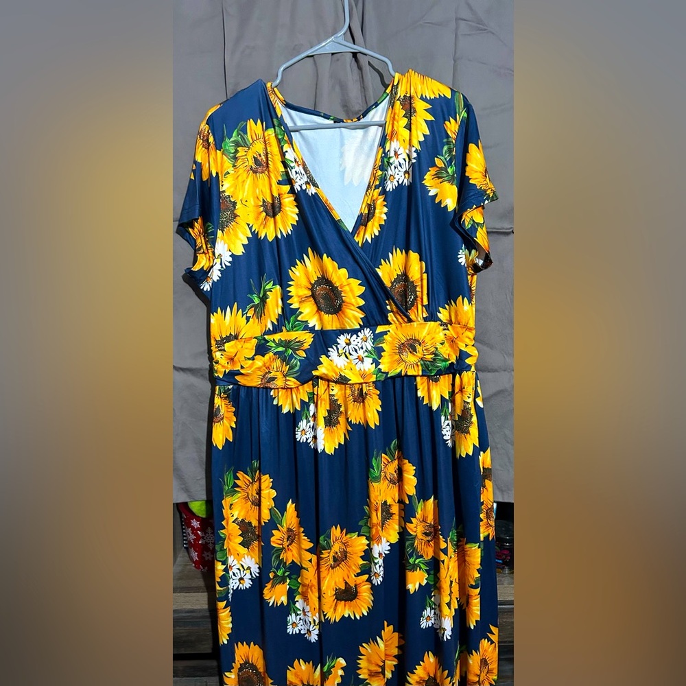 3x Sunflower Maxi Dress
